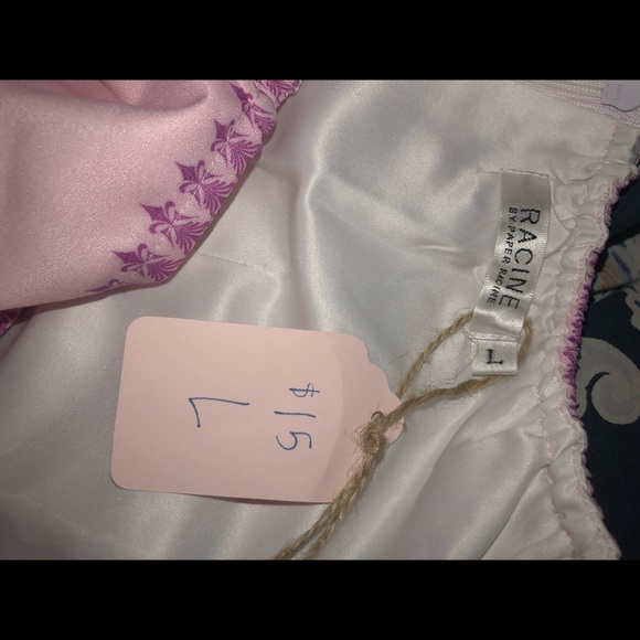 Pink off the shoulder mini dress never worn - Picture 3 of 3